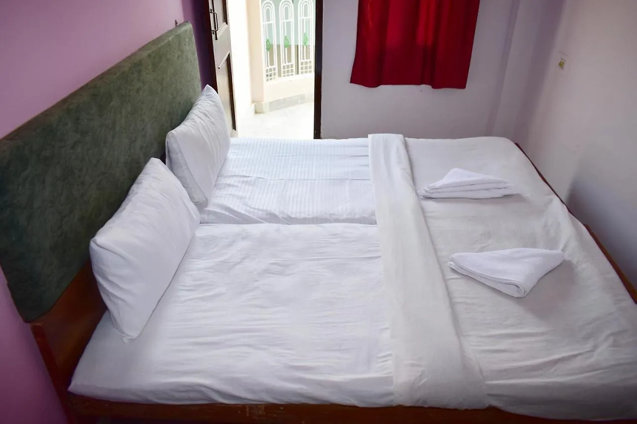 Sandhya Guest House Varanasi Near Ganga River