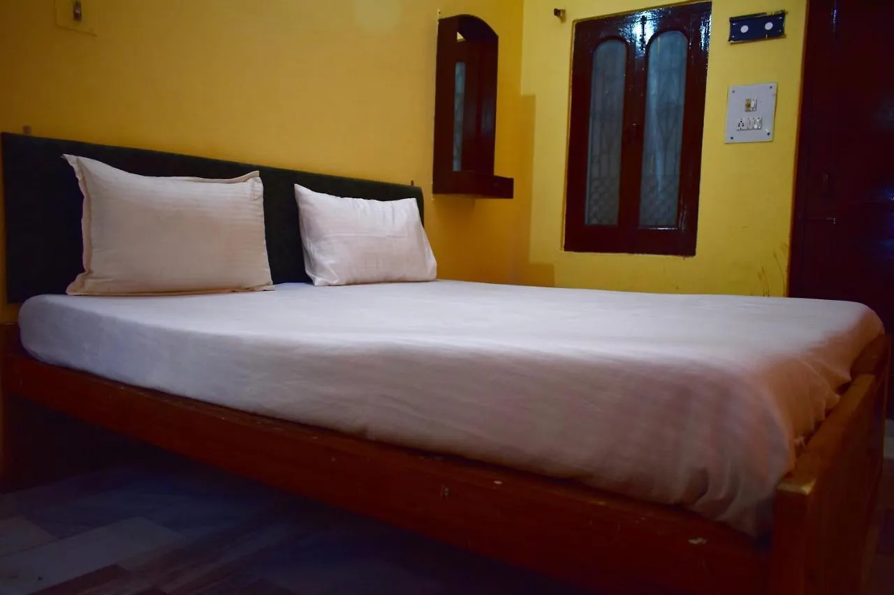 Sandhya Guest House Varanasi Near Ganga River 0*,
