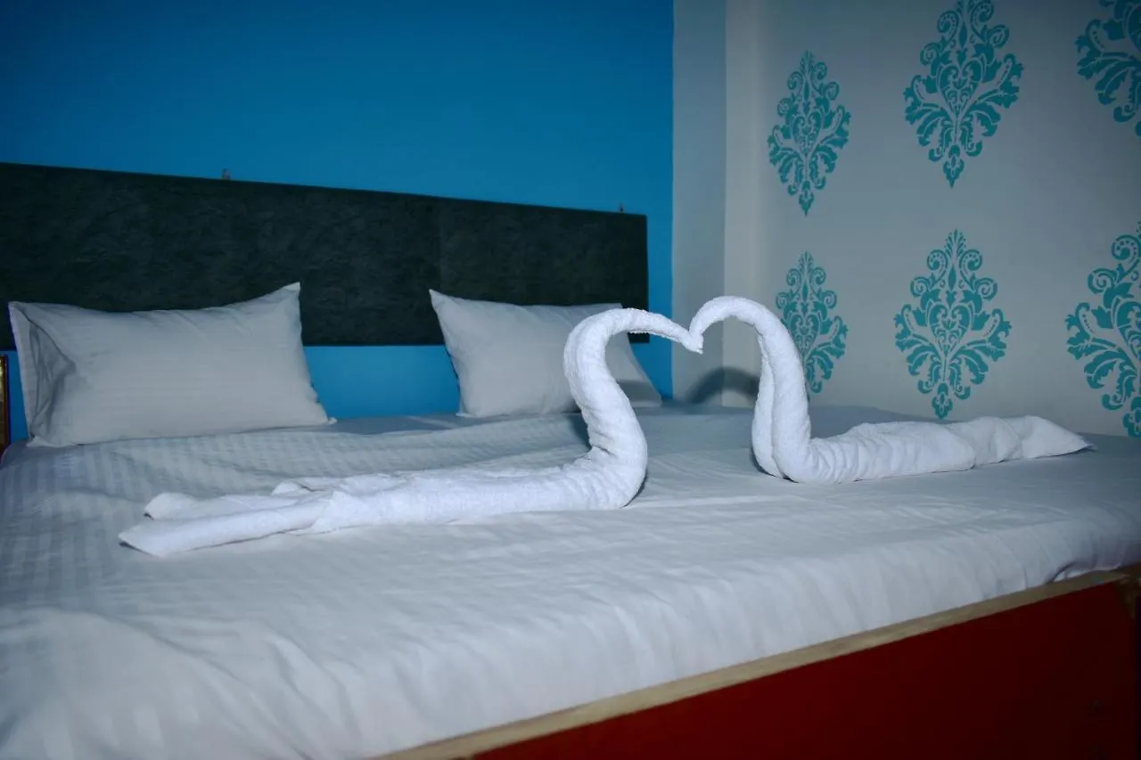 Sandhya Guest House Varanasi Near Ganga River