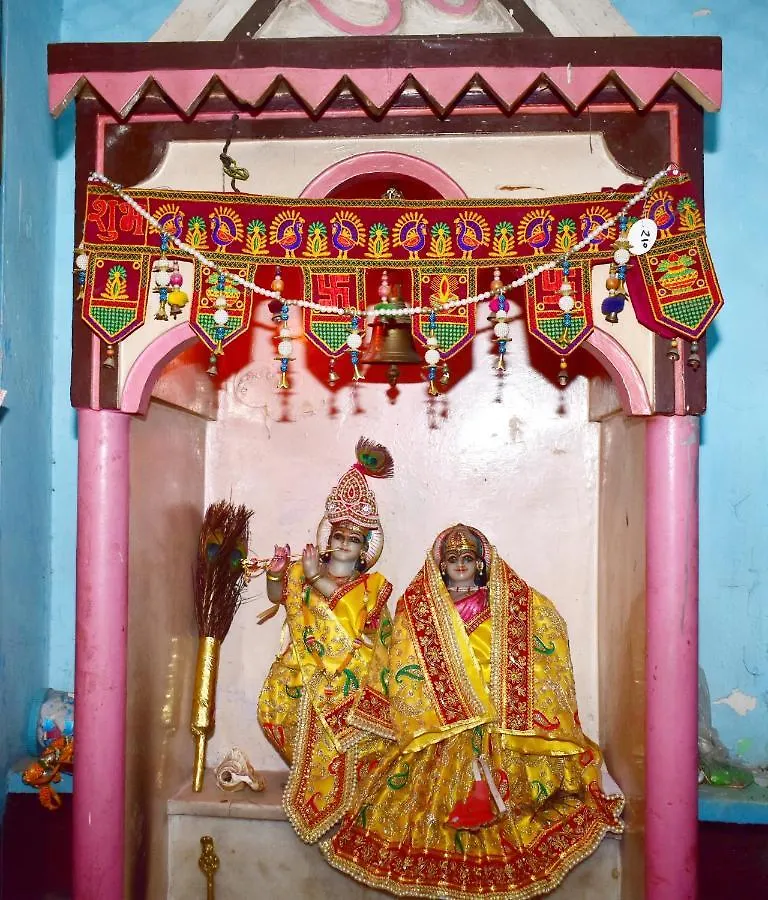 Sandhya Guest House Varanasi Near Ganga River