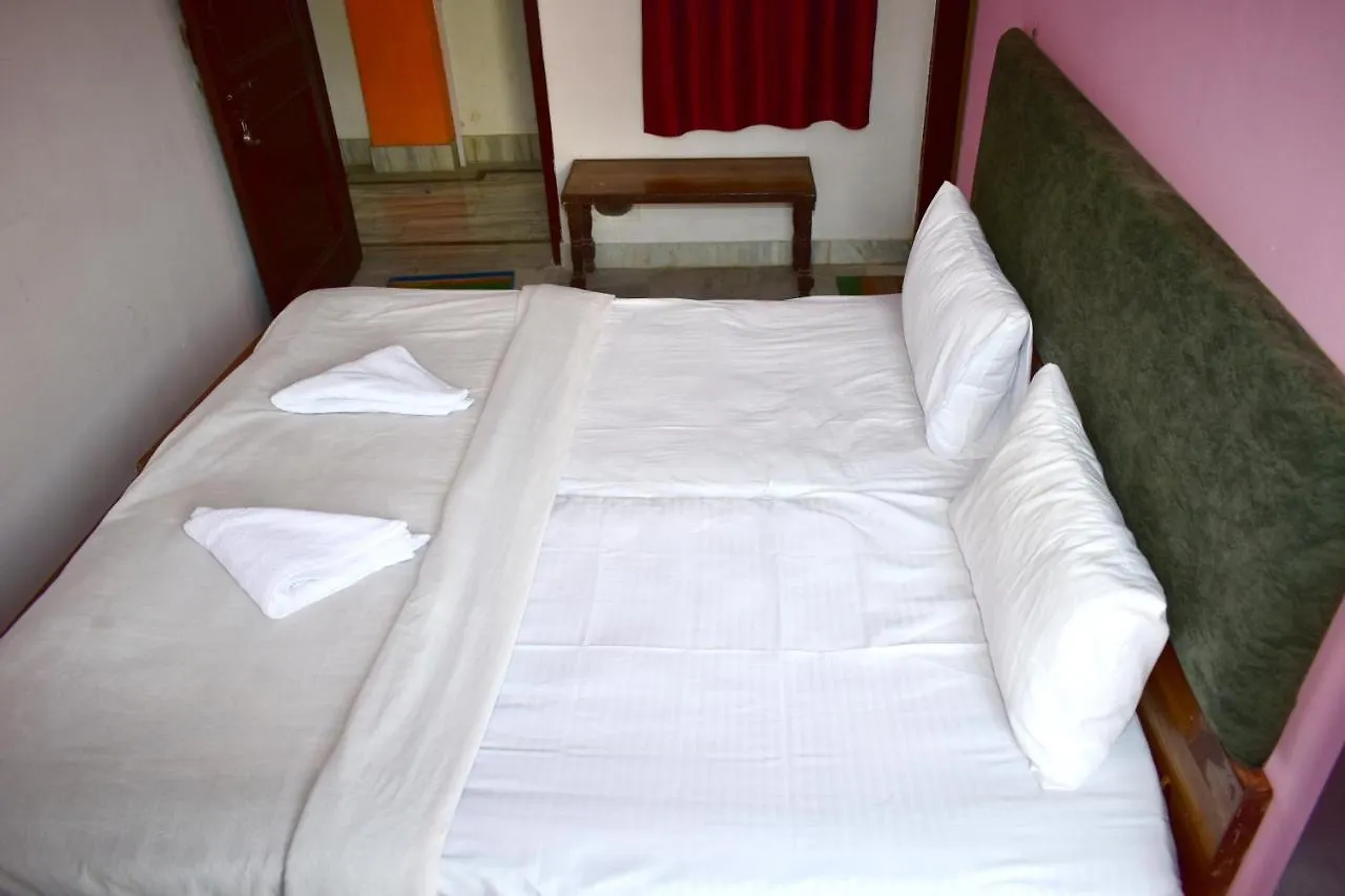 Sandhya Guest House Varanasi Near Ganga River