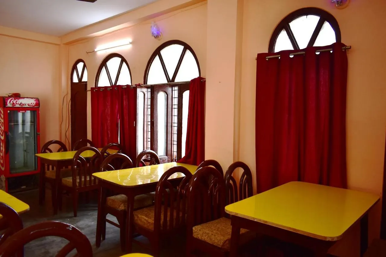 Sandhya Guest House Varanasi Near Ganga River India
