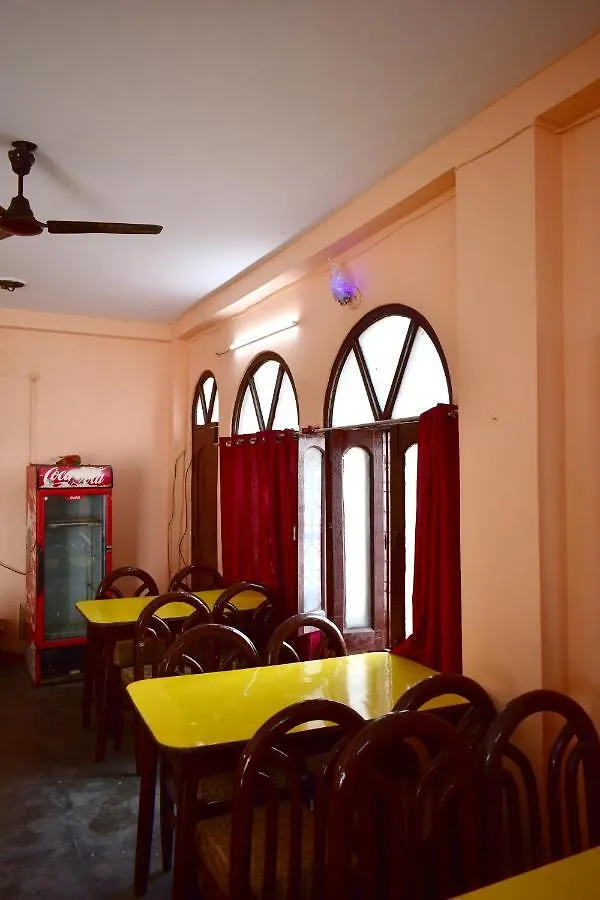 Sandhya Guest House Varanasi Near Ganga River
