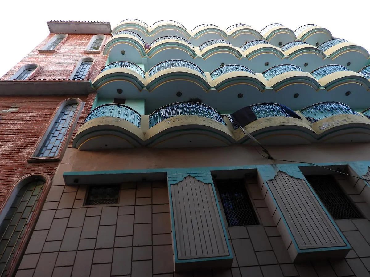 Sandhya Guest House Varanasi Near Ganga River India